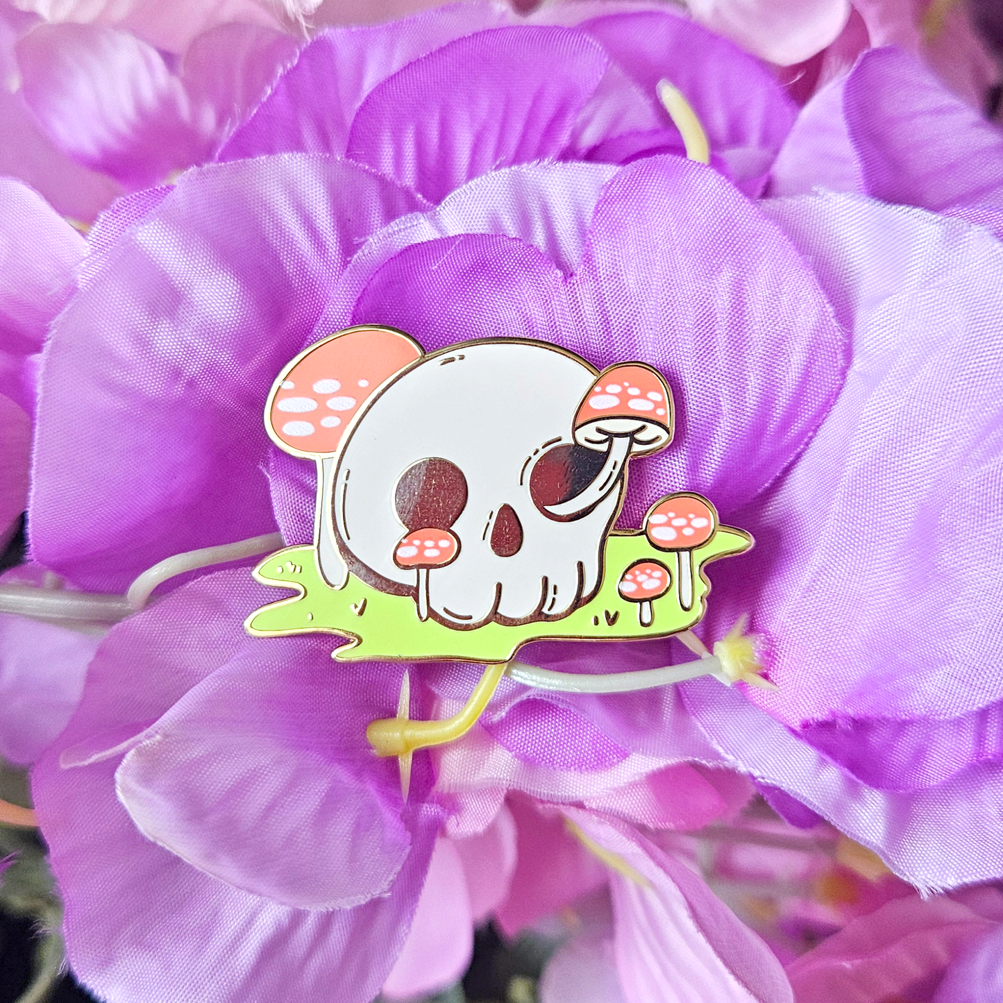 Mushroom Skull - Hard Enamel Pin