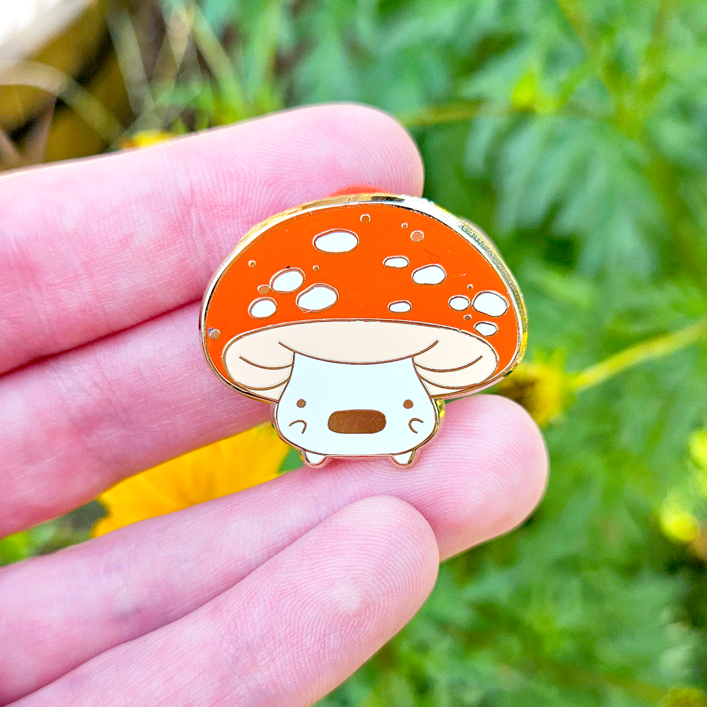 Scared Red Mushroom - Hard Enamel Pin