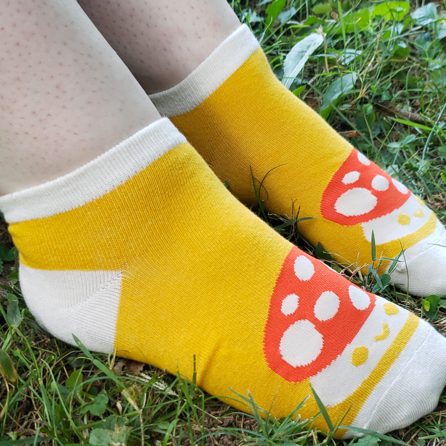 Mushroom Friend Ankle Socks