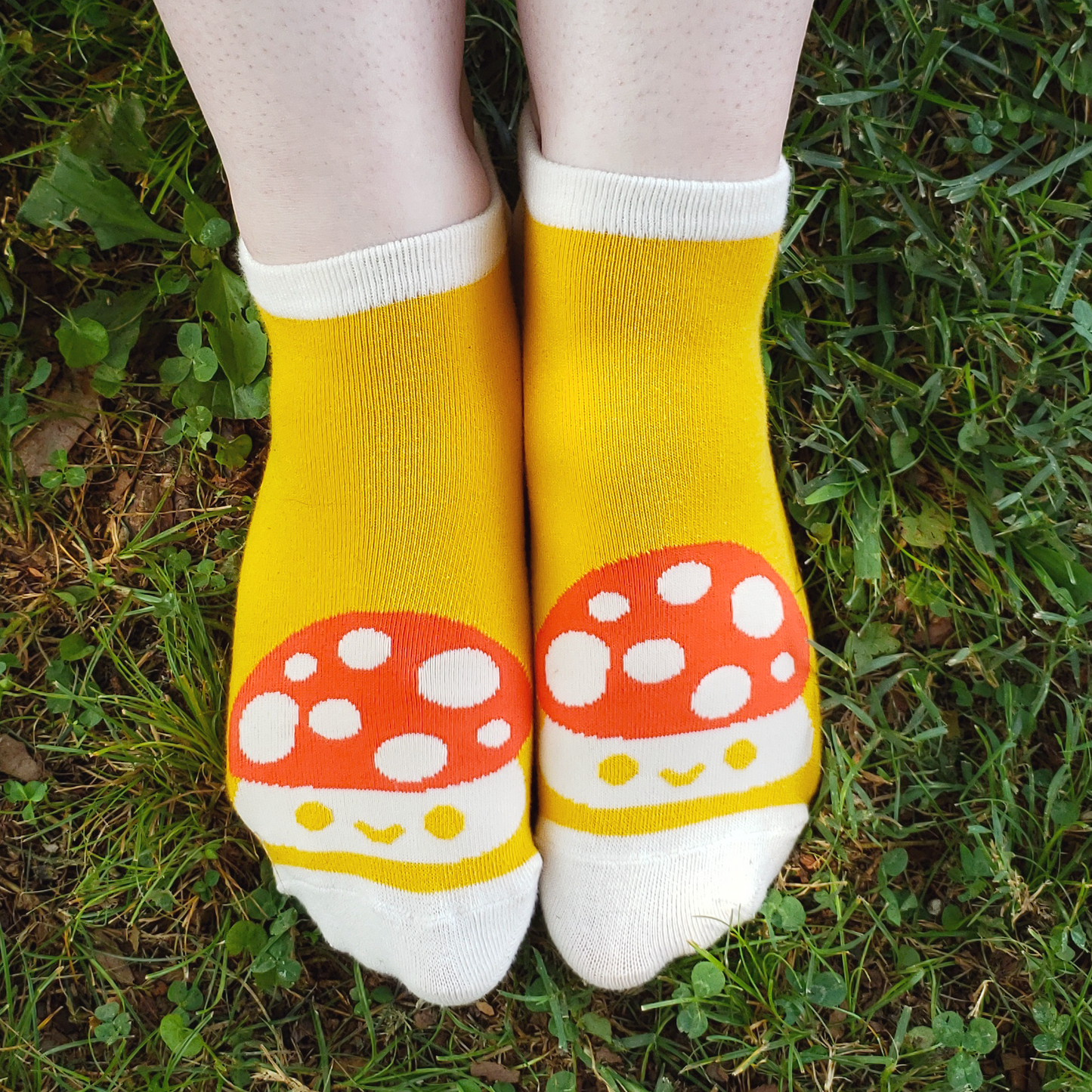 Mushroom Friend Ankle Socks