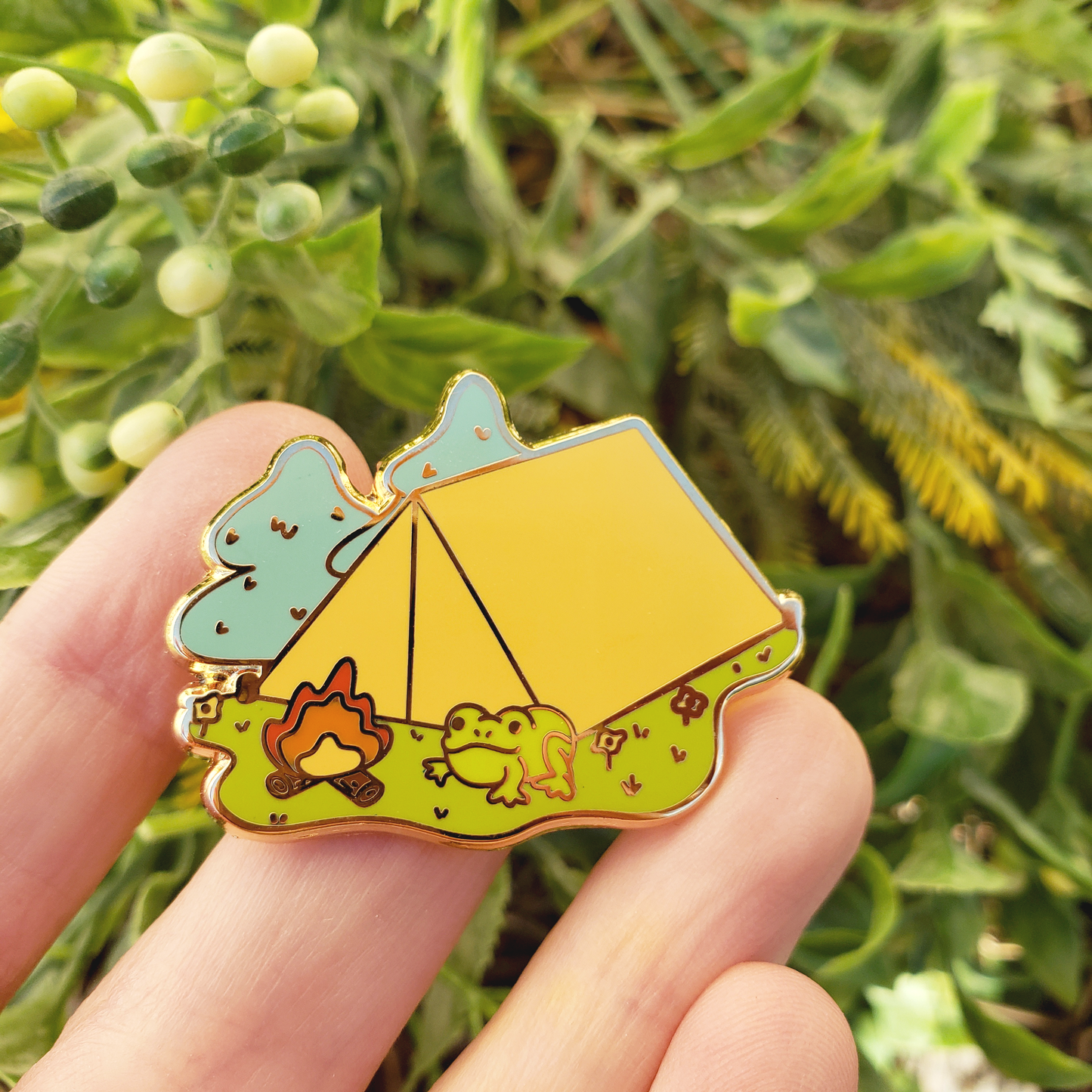 Froggie Campfire - Pin Club!